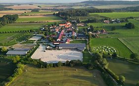 Equitana Hotel Resort